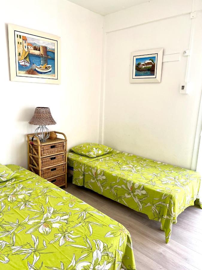 Ti Cabanon. Appartement Vue Mer A Deshaies. Eksteriør billede